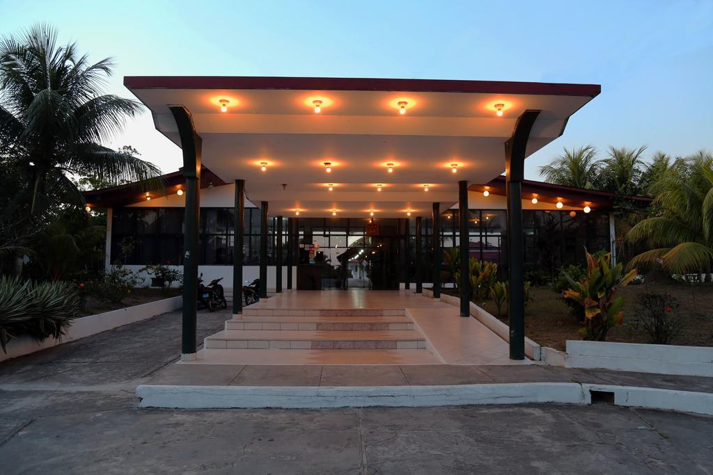 Hotel Sol Del Oriente Iquitos Exterior photo